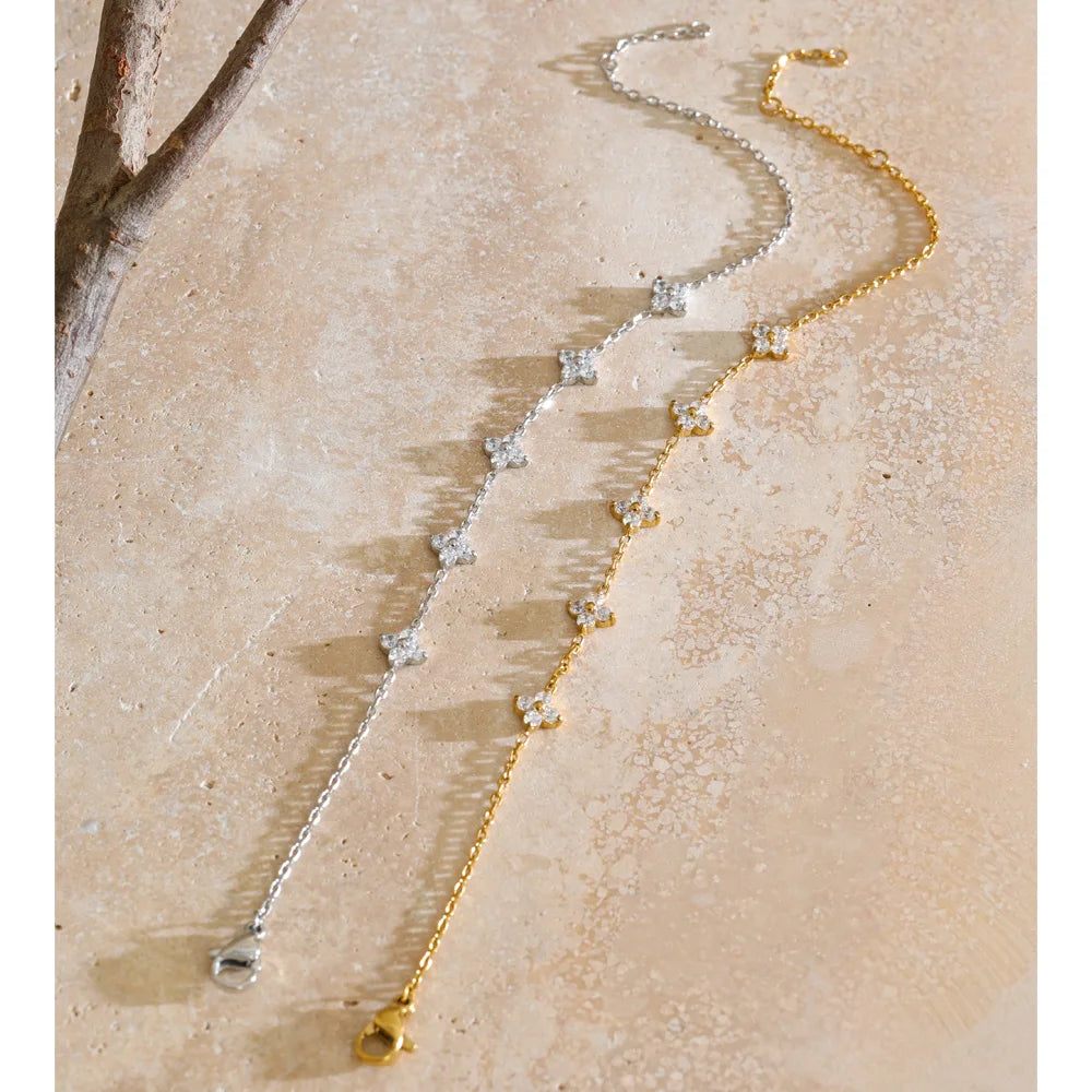 Wildflower Pavé Chain Bracelet