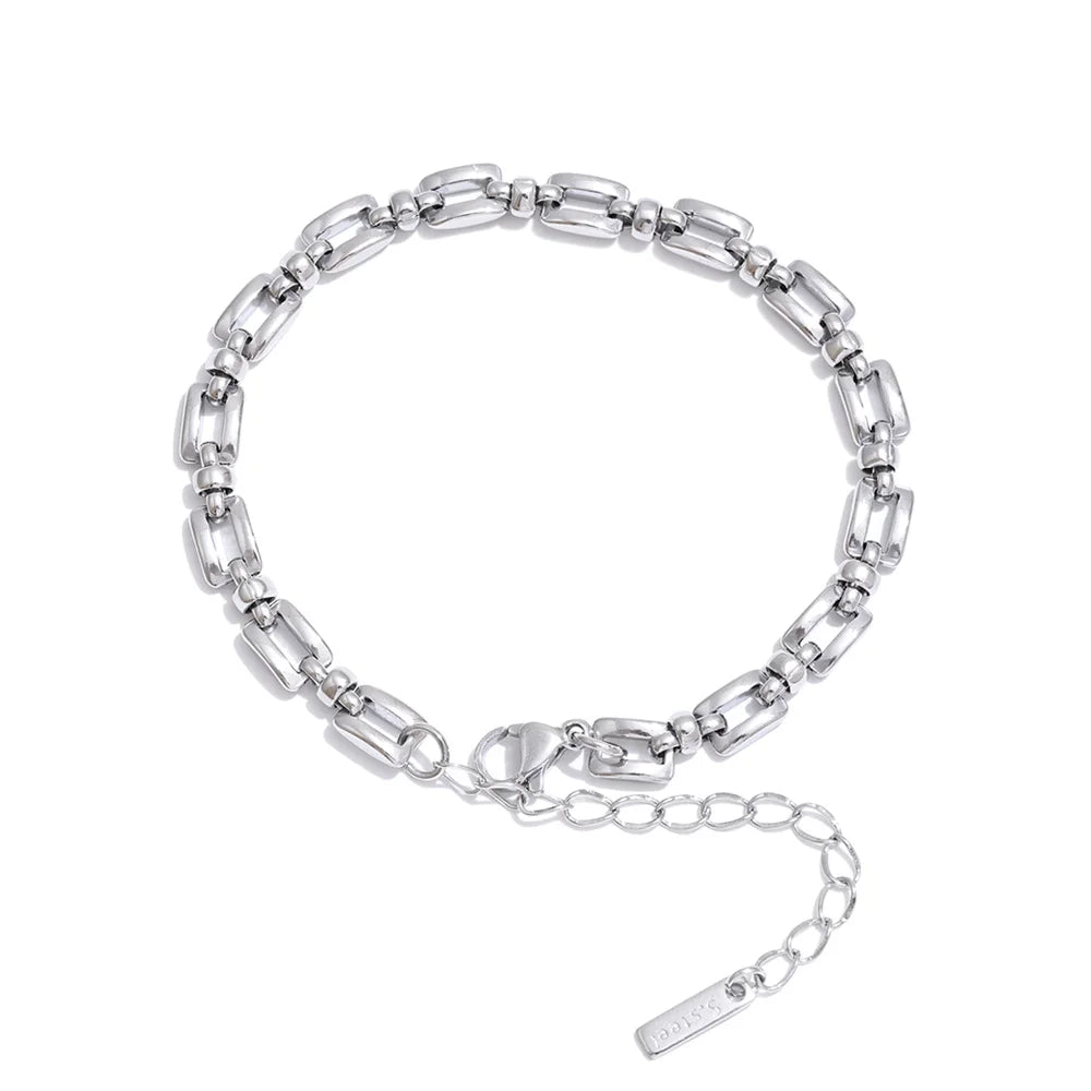 Timeless T-Bar Link Chain Bracelet