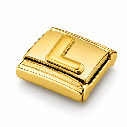 Golden Letter L – gold Italian charm close-up view