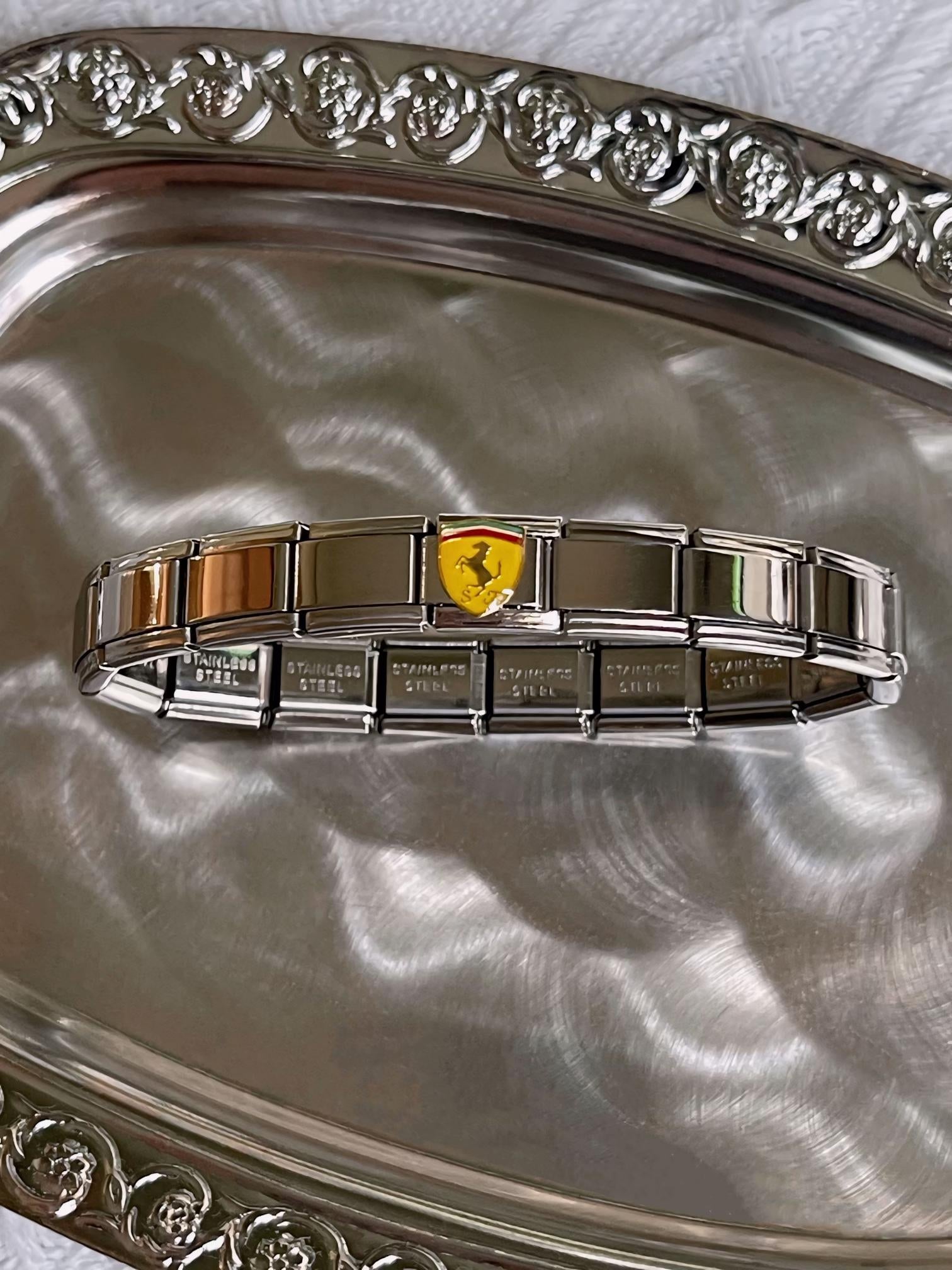 Ferrari - Supercar Logo Silver Charm