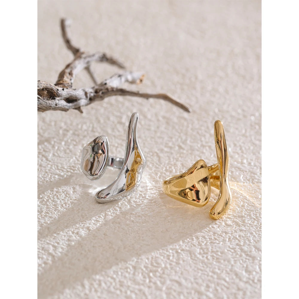 Sculpt Teardrop Open Ring