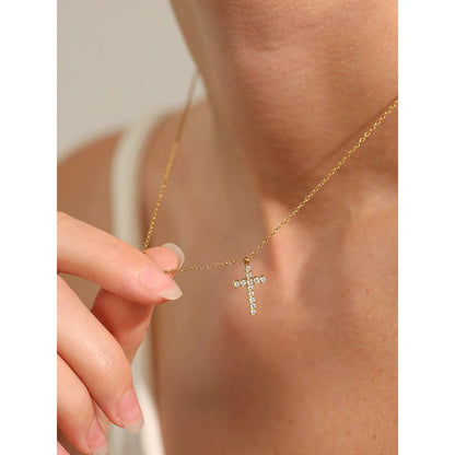 Heirloom Pavé Cross Pendant Necklace