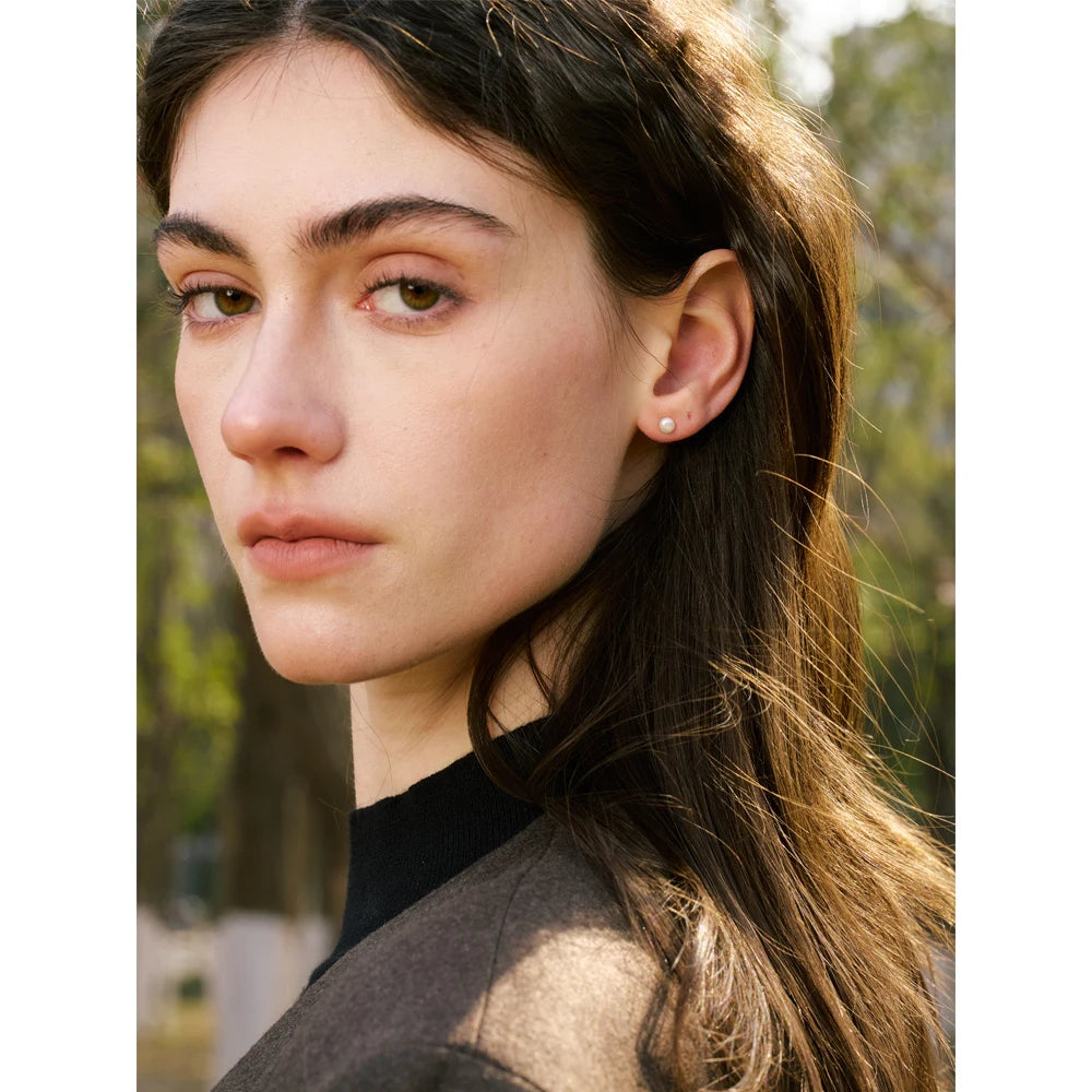 Lustre Pearl Stud Earrings Set
