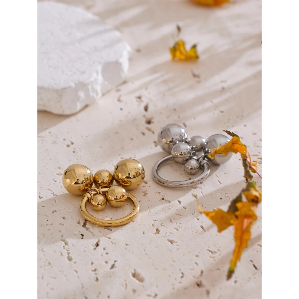 Bubble Ball Cluster Ring