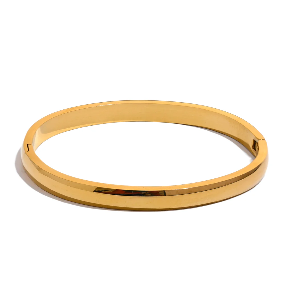 Essential Smooth Hinged Bangle