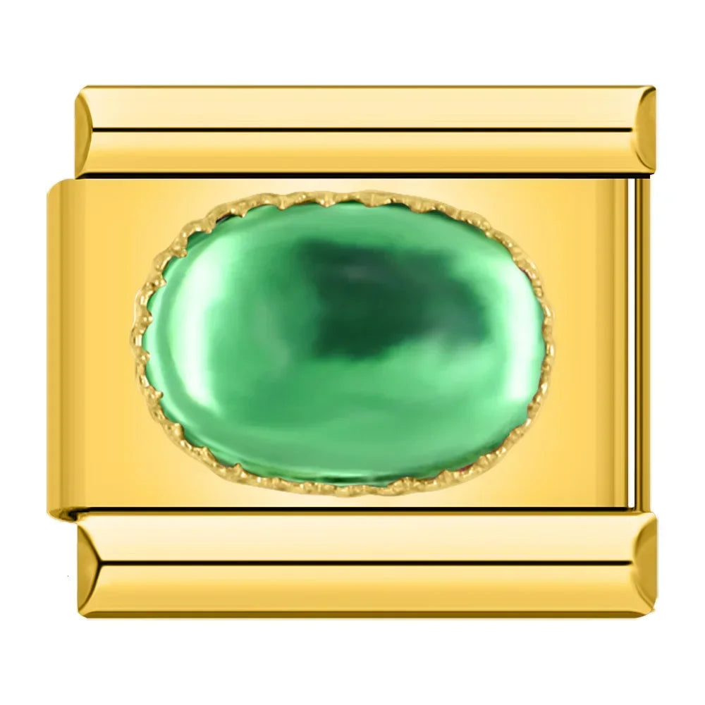 Elegant Emerald Resin - Gold Charm - Charmris
