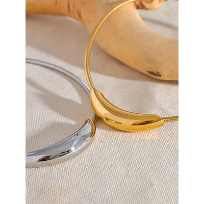Sculpt Bar Collar Necklace