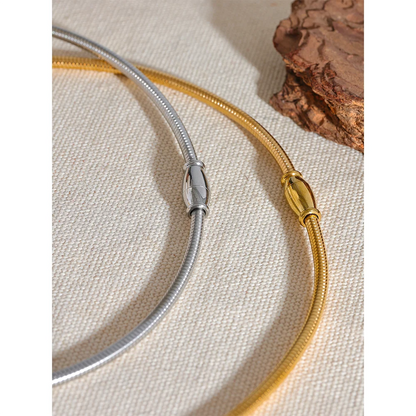 Sculpt Bar Collar Necklace