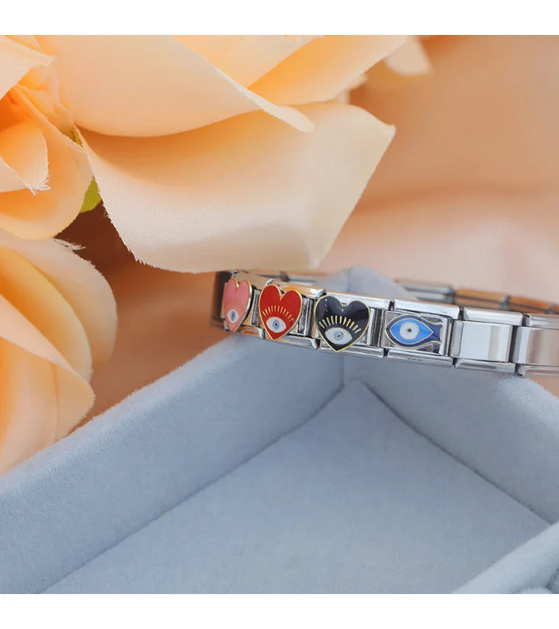 Blue-Eyed Heart - Silver Charm - Charmris