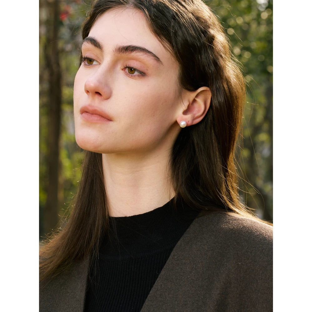 Lustre Pearl Stud Earrings Set